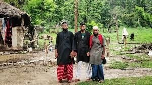 Nomadic-Van-Gujjars-in-northern-India-fear-remaining-in-the-forest-while-their-resettled-relatives-struggle-to-adjust.