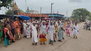 Swords in hand, tribal women pray for rain in Rajasthan-upsc-vishnu ias