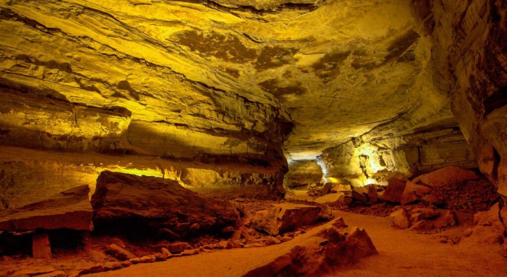 Mammoth Cave: US